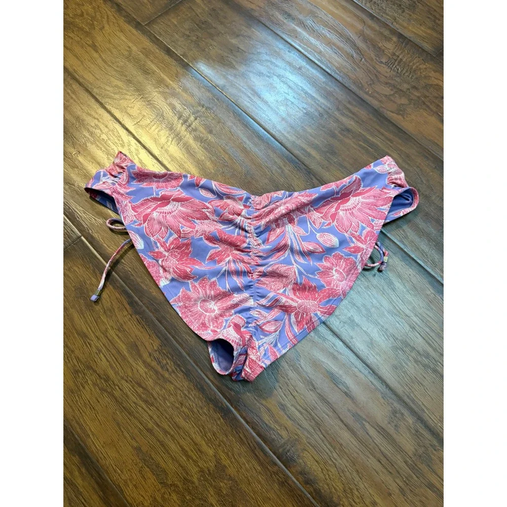 Time and Tru Bikini Bottom Women 1X Purple Floral NWT Ruched Low Rise Cheeky Fit
